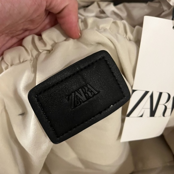 NWT ZARA Cream Quilted Oversized Hobo Tote Shoulder Bag Ruffle Detail Puffer - Picture 8 of 12